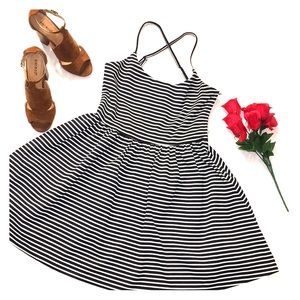 Guess- black and white stripe dress